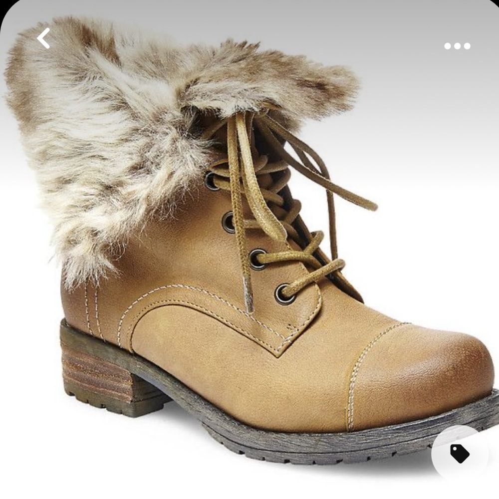Steve Madden Sold Out Maybrey Tan Booties - Size 6